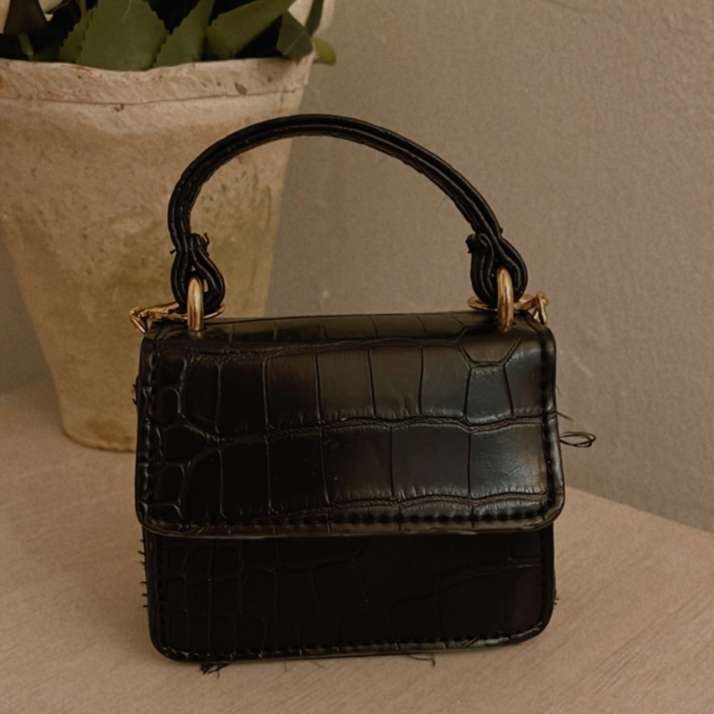Small black purse